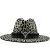 Stingy Brim Hats Leopard Print Cowboy Hat Fedoras i BK Manliga kvinnliga mössor Menskvinnor Cap Felt fedora hattar för kvinnor män kvinna bdehome dhlxb