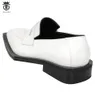 New Black Leather Mens Dress Sapatos brancos Companhia formal Lace Up Sapatos masculinos Manomotores de moda cal￧ados quadrados cal￧ados legais Man Runway