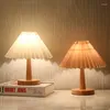 Lampes de table Vintage lampe plissée pour chambre à coucher Ins bricolage bureau décor à la maison mignon avec ampoule LED chevet lampara de Mesa