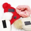 Designer M￼tze Caps Bobble H￼te warme Kaschmir Faux Pel Pom Beanies Cap Good Textur Hut f￼r Mann Frau 6 Farben