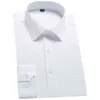 Camisas casuales para hombres Camisas de vestir básicas sólidas de manga larga clásicas diarias para hombres Llanura / sarga Formal Negocios Ajuste estándar Trabajo Oficina blusa Tops Camisa L220907