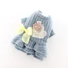 Abbigliamento per cani Colori blu rosa Abito caldo con piccoli fiori Decorativi Vestiti per animali domestici 2022 Autunno e inverno Abbigliamento Gonna di canna