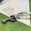 Collier de créateur de luxe classique pendentif clé bijoux Vintage sculpté collier clé Couples fête vacances cadeaux de haute qualité