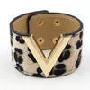 디자이너 뱅글 새로운 디자이너 팔찌 v 모양 표범 팔찌 Bijoux de Createurs de Luxe Femmes Bracelets 패션 디자이너 Jewel2176