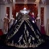 Robes de Quinceanera noires classiques appliques florales dorées douce 16 robe de bal avec Cape Tiere filles mexicaines vestidos de 15 anos