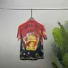 남자 티셔츠 남자 티셔츠 둥근 목 목걸이 자수 및 인쇄 된 폴라 스타일의 여름 마모 거리 순수면 W24