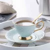 200 ml Keramik Kaffeetasse Untertasse Set mit Löffel Mode Kreative Liebhaber Porzellan Nachmittagstee Tassen Suite Frühstück Milch Becher T220810