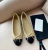 Scarpe casual di moda di alta qualità, scarpe da balletto piatte da donna, scarpe da cerimonia nuziale, pantofole con fiocco in pelle a testa tonda