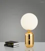 Tischlampen Nordic Design Moderne Kreative Schlafzimmer Nachttisch Ball Goldene Lampe Einfache Mode Arbeitszimmer Glas Schreibtisch Für Wohnzimmer