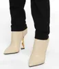 العلامة التجارية الشتوية الشتوية الجديدة Opyum Women Women Boots Leather White Black Letwork Heels الشهير سيدة مشهورة موجهة إلى جوارب Martin حفل زفاف EU35-43