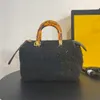 Sacos de noite bolsa de grife de luxo feminina Boston pequena bolsa mini bolsa de mão estampada a quente pulso de vidro com alça de ombro longa