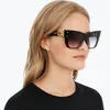 Cat eye oversized cool stylish women sunglasses trendy leopard sports sun glasses fishing eye wear fashion luxury designer with bo220k