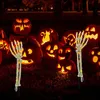 Halloween-Spielzeug, 2 Stück, Skelett-Hand, Solar-LED-Licht, Outdoor, Totenkopf-Arm, Pfähle, leuchtende Hausgarten-Rasenlampe, Halloween-Dekoration, Zubehör, Party-Requisiten 220908