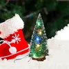 Decorazioni natalizie 1pc Albero di Natale in miniatura Piccolo Sisal artificiale Neve Paesaggio Architettura Alberi Per artigianato natalizio Decorazioni da tavolo #50g 220908