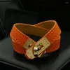 Braccialetto Moda Argento Designer di alta qualità Lettere arancioni Metallo Unisex Uomo Donna Ragazze Bracciali in pelle Coppia gioielli