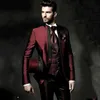 Trajes de hombre Blazers Wine Red Burgundy Suit Hombres Trajes de boda guapos para hombres Tailor Made Groom Tuxedo Vintage Italian Formal Men Suit 3 piezas Traje 220909