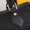 고품질 베개 어깨 가방 속도 25 핸드백 그레이드 된 진짜 가죽 엠보싱 문자 가방 크로스 바디 지갑 고용량