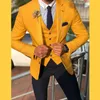 Trajes de hombre Blazers Otoño Moda personalizada Guapo Muesca Solapa Mostaza Amarillo Hombres Trajes Slim Fit Padrinos de boda para la cena de boda Traje masculino 220909