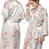 Kvinnors sömnkläder kimono mantel klänning med bälte tryck blomma kvinnor badrock nattklänning lös sexig v-ringning underkläder sommar hemförband