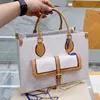 Printing Flower Tote Bags Leather Crossbody Shopping Handbags 3 Sizes Shoulder Bag Luxury Handbag 2 Colours Large Capacity Letters Travel Wallets Totes School Lady