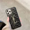 Дизайнеры модной кожи Phonecase Mobile защитные сопроводительные письма Y для iPhone 13 12 11 PROMAX XSMAX ТЕЛЕКТОРЫ