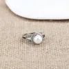 Women Quality Design Jewelry Fashion Designer Twisted for Imitation Rings Pearl Vintage High Wire Ring Ladies Engagement Gift 2XWP