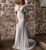 Abito da sposa unico a sirena in pizzo pieno con scollo a V profondo scollo a V manica corta aperto sul retro Abiti da sposa realizzati su misura