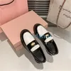 Modische Abendschuhe, geprägtes Logo, Lederriemen, Loafer, Tabak, Schwarz, Weiß, Mius, luxuriöse flache Damen-Sneaker, Top-Designer-Sneaker mit Box