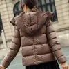 Damen Daunenparkas Weiblicher Wintermantel Ultraleichte Daunenjacke Pufferjacke Markenjacken Schwerelose Parkas Kapuzenparka Lässige Knopf-Outwear 220909