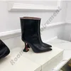 10 سم Begum Bowknot Butterfly High Heel Boots High Cleated Ongle Boot Pumps Womens اللامعة الجلود Amina Muaddi Diamond Designer مدببة أصابع القدمين