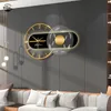 Настенные часы 3D зеркальные настенные часы с легкими современными модными геометрическими настенными часами молчаливые металлические часы цифровые часы декор гостиной 220909