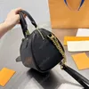 أزياء حقائب الكتف Crossbody النساء حقائب اليد الفاخرة مصمم حقائب اليد الكلاسيكية حزام جلد حقيبة يد بالجملة محافظ محفظة عبر الجسم مخلب وسادة حقائب اليد