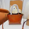 イブニングバッグトートバッグアリゲーターファッションレザー女性ショルダープリントレディ大容量ショッピングパッケージクラシックハンドバッグ 220616