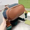 Bolsa de grife feminina Mochilas de lona Mochila de couro crossbody bolsas traseiras Moda Bolsa de mão Flor antiga Letras clássicas destacável Vermelho Gre