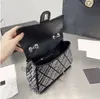 tasarımcı çantaları Kadın TZ Lüks Flap Çanta Parıltılı Taklidi Yüksek Kapasiteli Çantalar Gümüş Metal Donanım Zinciri Çapraz Vücut Strass Elmas