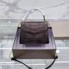 Bolsa de mão bolsa tiracolo feminina bolsa de ombro bolsa de corrente dourada bolsa de couro real carteira com aba compartimento interno cobra metal alta 2022