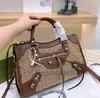 Designer Hohe Kapazität Motorrad Tasche Totes Vintage Klassische Brief Druck Frauen Reißverschluss Handtasche Mode Hohe Qualität Echtes Leder Messe