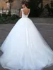 Hochzeitskleid 11531# Real Pos, ärmellos, mit Perlen verziert, A-Linie, offener Rücken, V-Ausschnitt, Tüll, Spitze, Applikation, Brautkleid