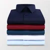 Camicie casual da uomo Taglie forti 5XL 6XL 7XL Camicia da uomo tinta unita da uomo Moda Camicia a maniche lunghe bianca sottile casual Abbigliamento da uomo di marca 220908