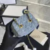 Tasarımcı Çanta Bayan Parıltılı Kozmetik Çantaları Denim Kovboy Mavi Işıltı Payetler Fermuar Mini 10x19cm Altın Metal Zincir Donanım Çanta 2022