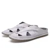 Sandalias grandes en masculino para hombre genuino del dedo del pie homme agujeros cuero sandalias resbalón de goma gladiador unisex bucle masculino blanco masculino zapatos de