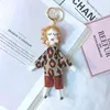 Keychains Fashion Girl Heart Doll Nyckelring Creative Real Mink Fur Keychain Pompom Bag Luxury Car Pendant Bag Pendant T220909