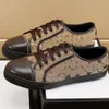 Luxe designer Men's Leisure Sports Shoes Fabrics met canvas en leer een verscheidenheid aan comfortabel materiaal MKJKKK000003