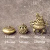 Lâmpadas de fragrância Brass Pocket Lotus Jiuding Incense Burner Mini Hollow Mini