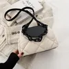 Kvällspåsar 2022 Kawaii Tote Bag Hit Winter Pu Leather Padded Quilted Women's Designer Handbag Chain Shoulder Crossbody
