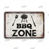 Rétro Métal Peinture Thé Café Fraîchement Infusé Affiche BBQ Zone Tin Sign Vintage Dads Yard Outdoor Party Décoration Plaque Barbecue Règles Slogan Métal Signes Taille 30X20CM