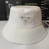 2022セールメンズデザイナーハットケースクエットラグジュアリー刺繍キャップ調整可能な8色の帽子の後ろ