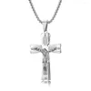 Pendentif Colliers Style européen et américain Simple Dominateur Rétro Titane Acier Double Couche Croix Couple Collier