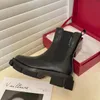 Mode Chelsea bottes courtes designer de luxe Martin bottes en cuir plat talons hauts automne et hiver plus velours semelle extérieure chaude bonbon peau de vache 35-40