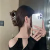 2022 New Design Sense Metal Rose Shape Back of Head Grab Clip Fashion Jewelry Hairpin 여성의 특이한 머리 장식 헤어 액세서리